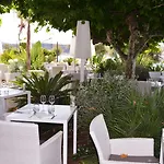 Grand Des Sablettes Plage, Curio Collection By Hilton Hotel 4*
