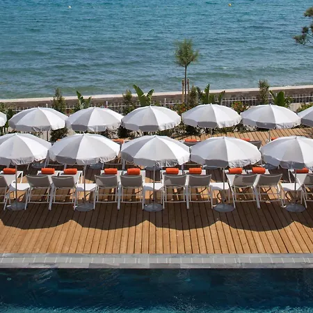 Grand Des Sablettes Plage, Curio Collection By Hilton La Seyne-sur-Mer