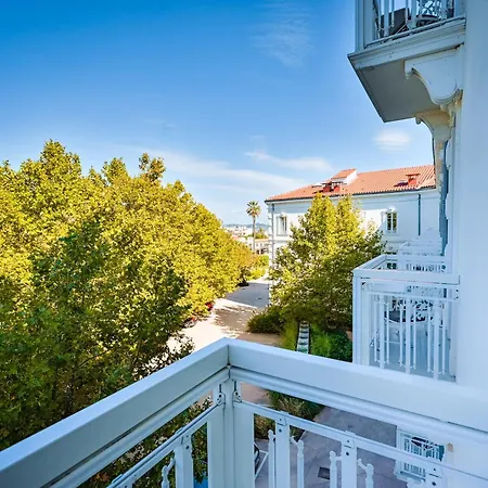 Grand Des Sablettes Plage, Curio Collection By Hilton Hotel La Seyne-sur-Mer