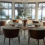 Grand Des Sablettes Plage, Curio Collection By Hilton La Seyne-sur-Mer