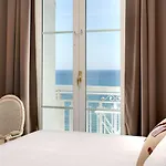 Hotel Grand Des Sablettes Plage, Curio Collection By Hilton