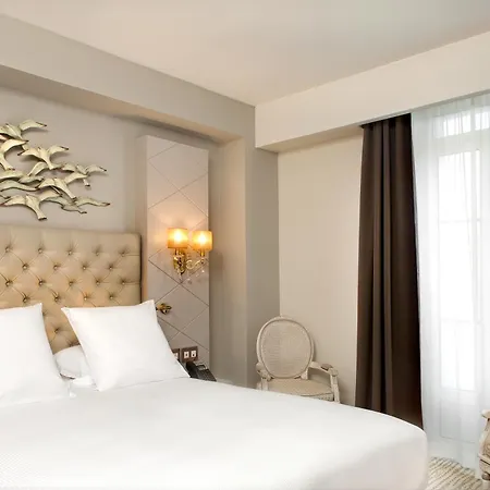 Ξενοδοχείο Grand Des Sablettes Plage, Curio Collection By Hilton La Seyne-sur-Mer