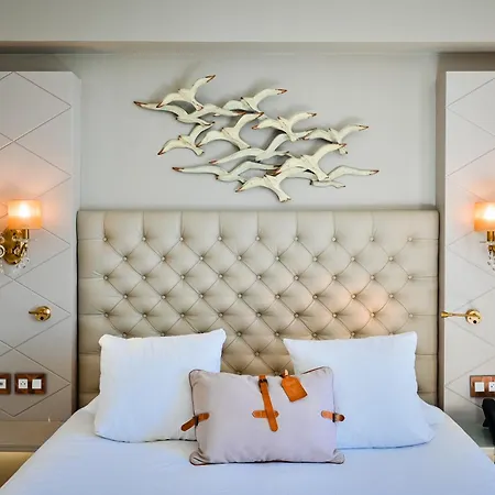 Grand Des Sablettes Plage, Curio Collection By Hilton Ξενοδοχείο La Seyne-sur-Mer