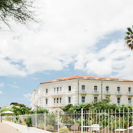 Hotel Grand Des Sablettes Plage, Curio Collection By Hilton 4*