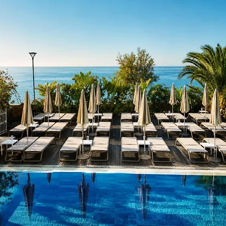 Grand Des Sablettes Plage, Curio Collection By Hilton Hotel