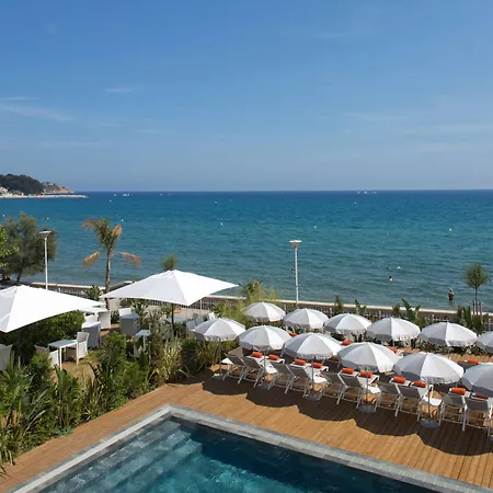 Grand Des Sablettes Plage, Curio Collection By Hilton לה סיין סור-מר